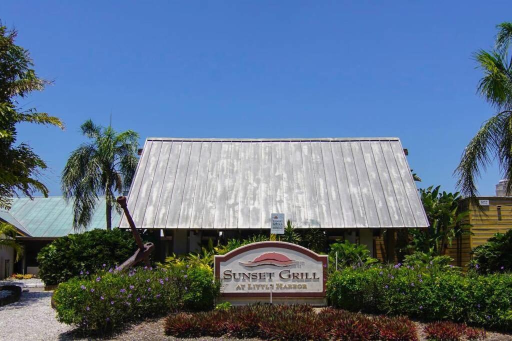 Riverview, Studio 507, Beach Steps Away!+Pool+Wifi Ruskin Exterior photo